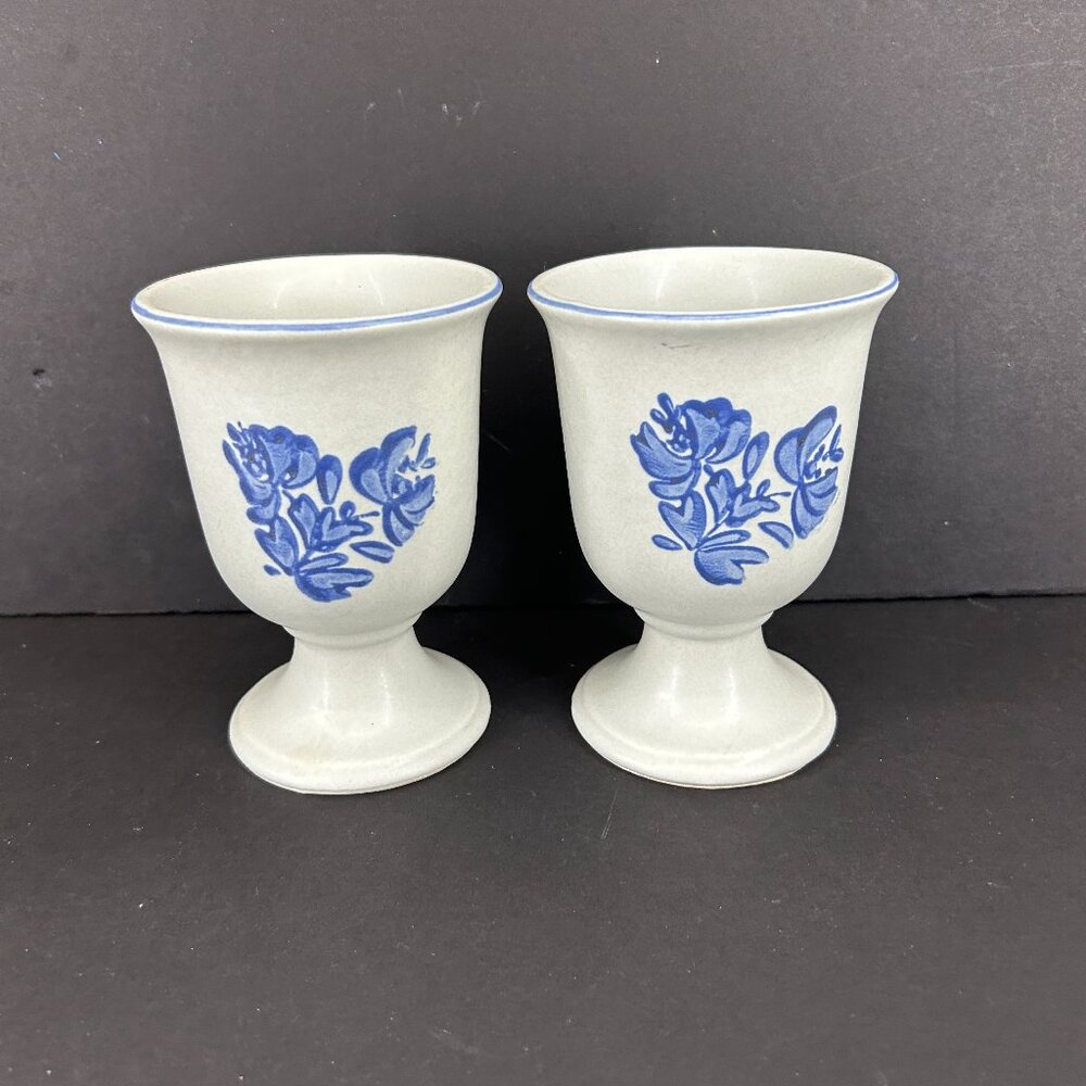 Set of 2 Vintage Pfaltzgraff Yorktowne Goblet Cream w/ Blue floral Pattern 16 oz